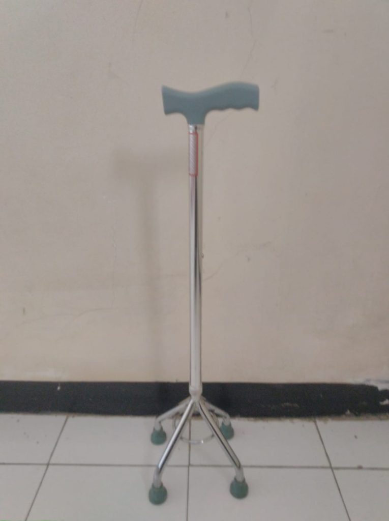 sewa tongkat kaki 4 klojen